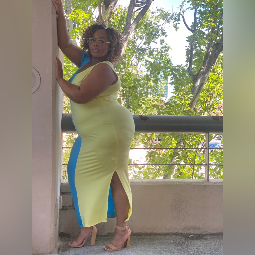 Blue and yellow dress🩵💛